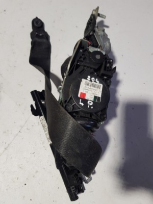 Pas безопасности левый перед mercedes w204 фото №1