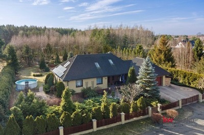Dom, Dębina, Jelcz-Laskowice (gm.), 222 m²
