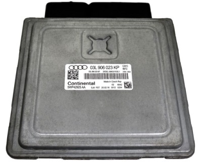 Бортовой компьютер ecu audi a1 1.6tdi 03l906023kp 5wp42925aa фото №1