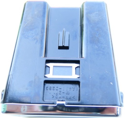 Вкладиш попільнички задній lexus ls 600h ls460 iv 07- фото №1