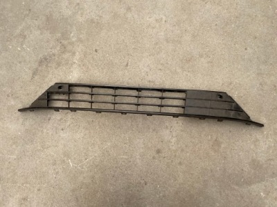 Ford galaxy mk3 lift 19- средняя решётка бампера фото №1