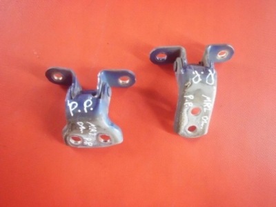 Петлі правих двері x2 toyota mr2 ii 99-07r фото №1