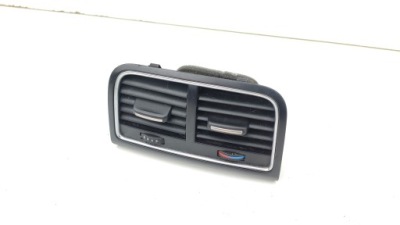 Audi a4 b8 решітка обдув задня 8k0819203e фото №1