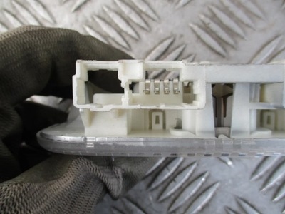 Освітлення салону кабіни лампа peugeot 5008 1.6 vti 09-13 r. фото №1