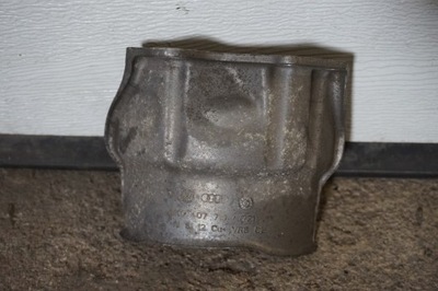 Audi оригінальний номер 8k0407719 захист піввісь фото №1