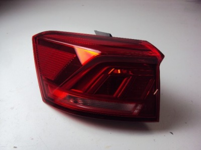 Лампа лівий задня vw t-roc 1.5 tsi 20 r фото №1