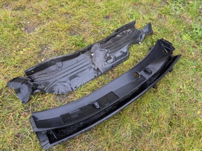 Жабо пластиковий оригінал toyota yaris cross 2021-2025 фото №1