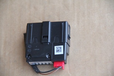 ГНЕЗДО PORT 2 X USB VW ATLAS 5Q0035726L