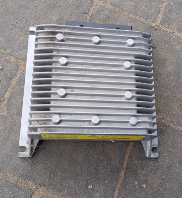 Підсилювач радіо skoda octavia ii lift vw audi seat 3t0035456 фото №1