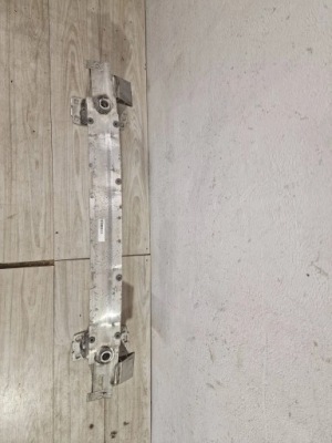 Porsche cayenne балка бампера перед 9y0807109b фото №1