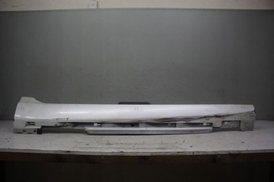 Молдинг поріг права volvo v40 ii 2 31395043 фото №1