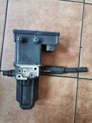 Mercedes actros atego mp4 насос a0001405978 фото №1