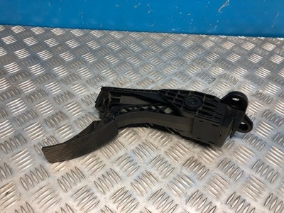 Mercedes w251 long 05- педаль потенциометр газа a1643000004 фото №1