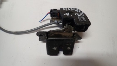 Toyota corolla verso 01-03 замок крышки багажника фото №1