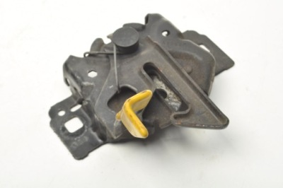 Ford explorer v замок капот 3b5a-16700 фото №1