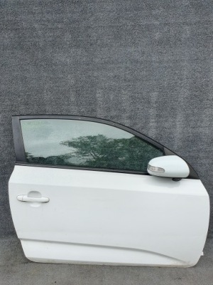 Двері праве передні kia proceed i фото №1