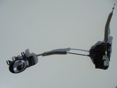 Nissan juke lift замок дверь левый задняя фото №1