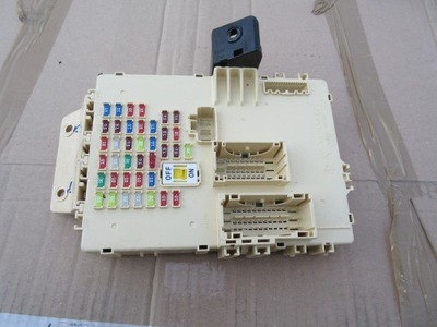 Коробка запобіжників hyundai i40 91950-3z121 фото №1