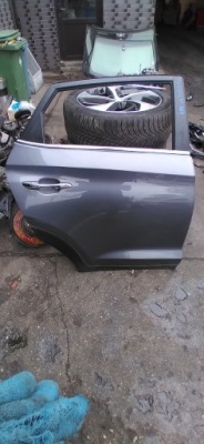 Hyundai tucson iii дверь задняя задние правое цвет wg3 фото №1