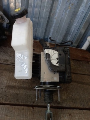 Насос abs hyundai genesis gv80 58500-ar100 фото №1