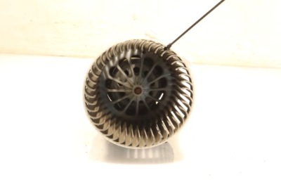 Воздуходувка обдув peugeot 308 ii 1.6bluehdi фото №1