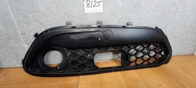 Alfa romeo stelvio решітка рамка протитуманної фари права фото №1