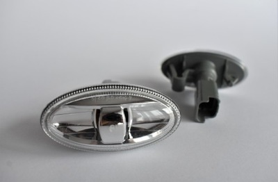 Поворотник боковий peugeot 1007 expert partner лівий / правий фото №1