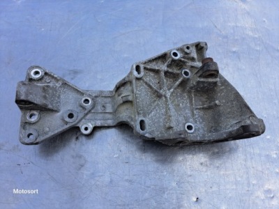 Кронштейн кронштейн volvo xc60 2.4 d5 30731516 фото №1