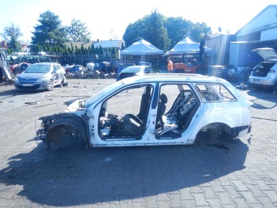 Audi a4 b7 04-08 kombi четверть порог левый блок двигателя фото №1