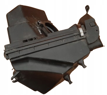 Nissan x-trail t30 2.0 2001- корпус фильтра воздуха фото №1