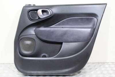 Обшивка двері правий перед fiat 500 l фото №1