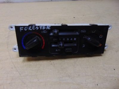 Панель керування обдув subaru forester 1 97-02 фото №1