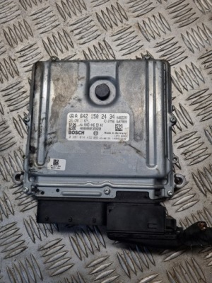 Бортовий комп'ютер двигуна mercedes a6421502434 фото №1
