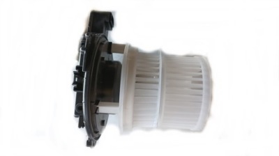 Mazda mx-30 23r воздуходувка вентилятор обдув 8061t2 фото №1