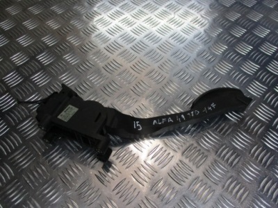 Потенциометр газа alfa romeo 147 1.9 jtd 505049140 фото №1