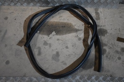 Idealna прокладка кришки багажника bentley 3sd 1 фото №1