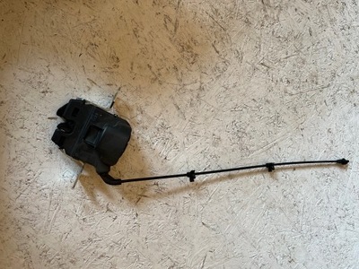 Замок защёлка сиденье задняя mercedes w205 фото №1