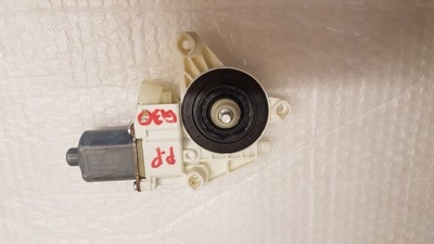 Моторчик скло правий перед infiniti q30 qx30 фото №1