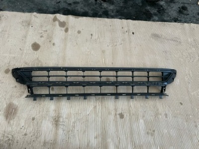 Vw polo vi 2g 2017- решітка бампера перед 2g0853677 фото №1