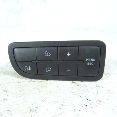 Fiat grande punto переключатели регулировка света 61045900 фото №1