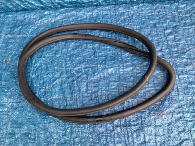 Chevrolet cruze 2008-14 прокладка кузовная дверь левый перед фото №1