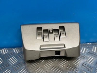 Lincoln navigator ii 03- панель перемикач вікон фото №1