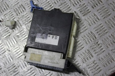 Lexus rc 350 awd модуль блок керування кузов фото №1