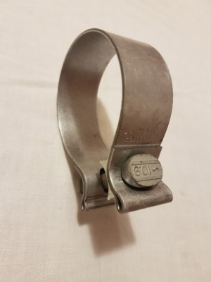 Хомут глушника mercedes w210, w140 2104900541 фото №1