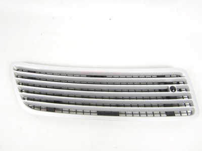 Решітка капот права mercedes w221 c775 фото №1