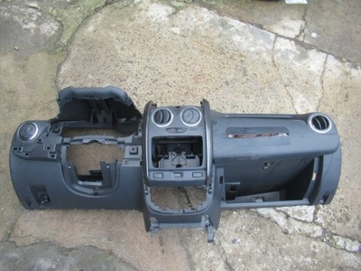 Dacia duster i lift приборная панель консоль приборная панель 2015 r. фото №1