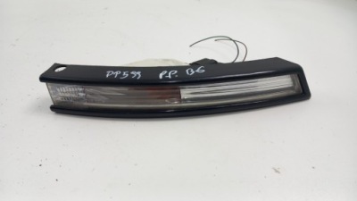 Vw passat b6 поворотник перед правый фото №1