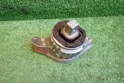 Кронштейн подушка maserati levante 2.0 tb 06702138860 фото №1