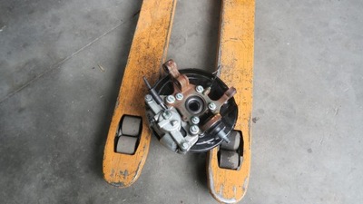 Ford transit custom mk2 поворотный кулак правая оригинал 2024- фото №1