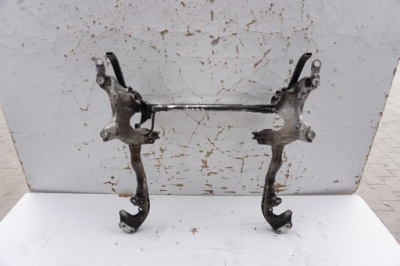 Подрамник поперечина 8k0423401 audi a4 b8 2.0 tdi фото №1